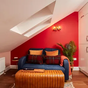 Apartment The Exquisite Gem Of - Sleeps 2, Newcastle upon Tyne
